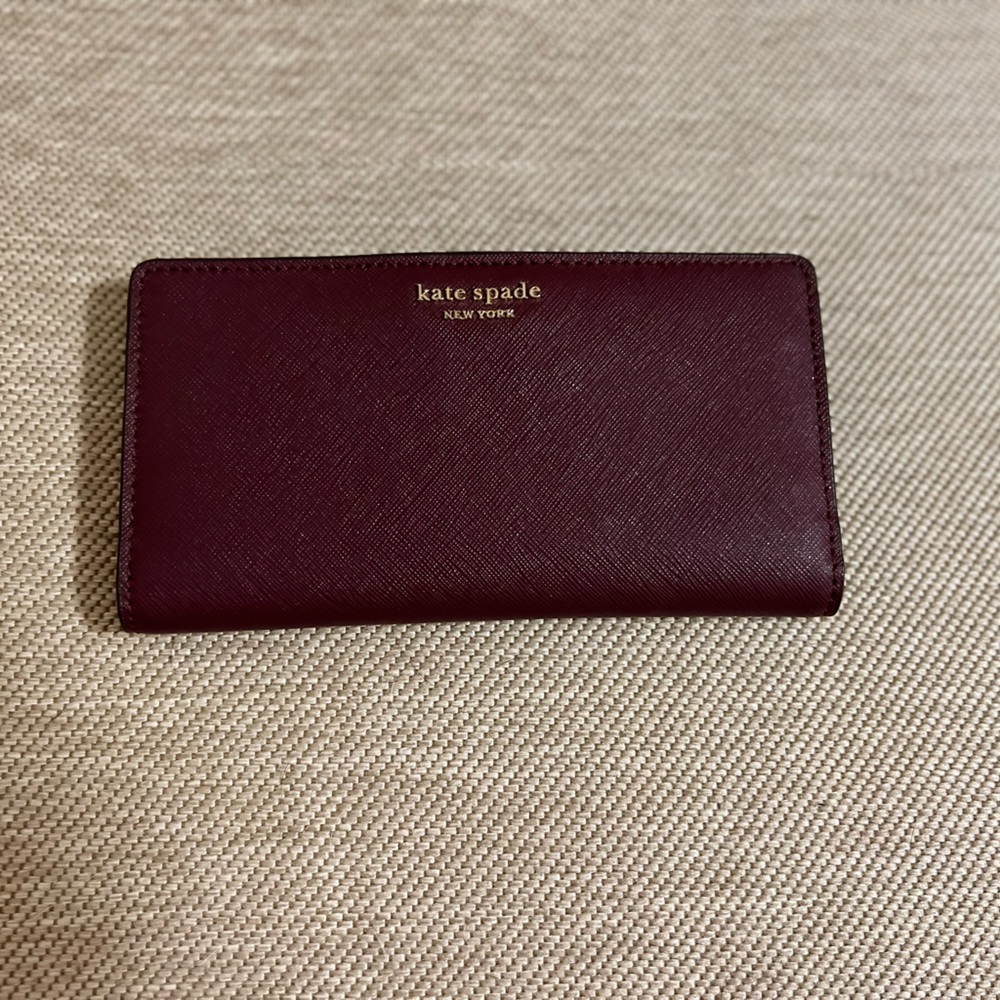 Kate Quinn Wallet